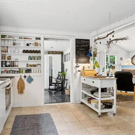 Сasa de vacaciones Reika - 1km From The Sea By Interhome