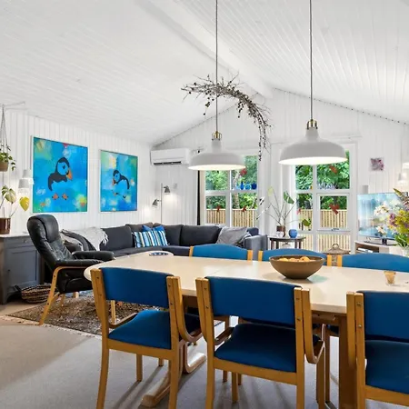 Сasa de vacaciones Reika - 1km From The Sea By Interhome *