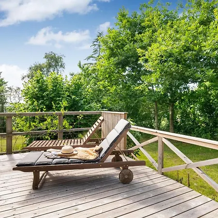 Reika - 1km From The Sea By Interhome *